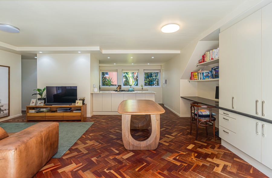 2 Bedroom Property for Sale in Three Anchor Bay Western Cape